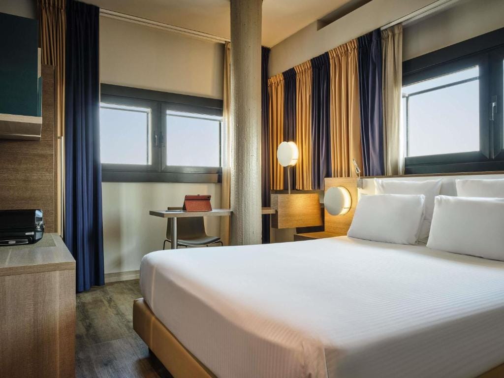Mercure Roma Centro Colosseo — 5