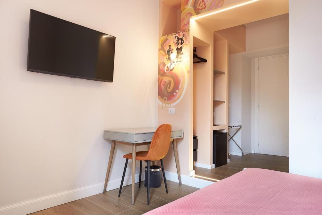 Reyes Suite & Rooms — 5