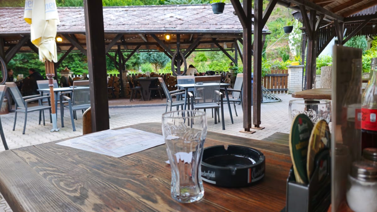 Restaurace a penzion Pod Dračí skálou — 1
