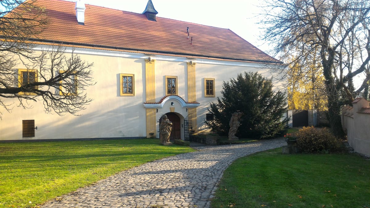 The fortress Třebotov — 1