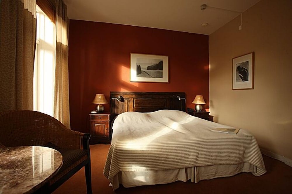 Hotel Lilton — 2