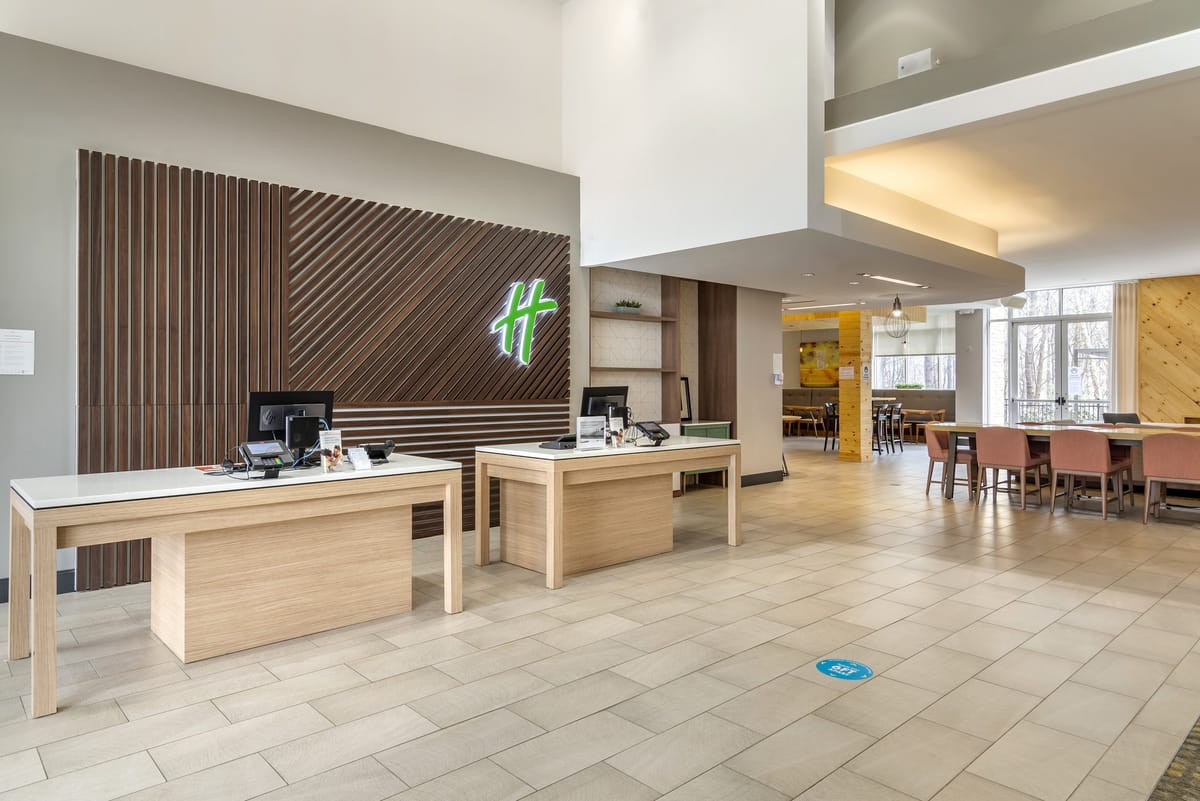 Holiday Inn Atlanta-Gas South Arena Area by IHG — 1