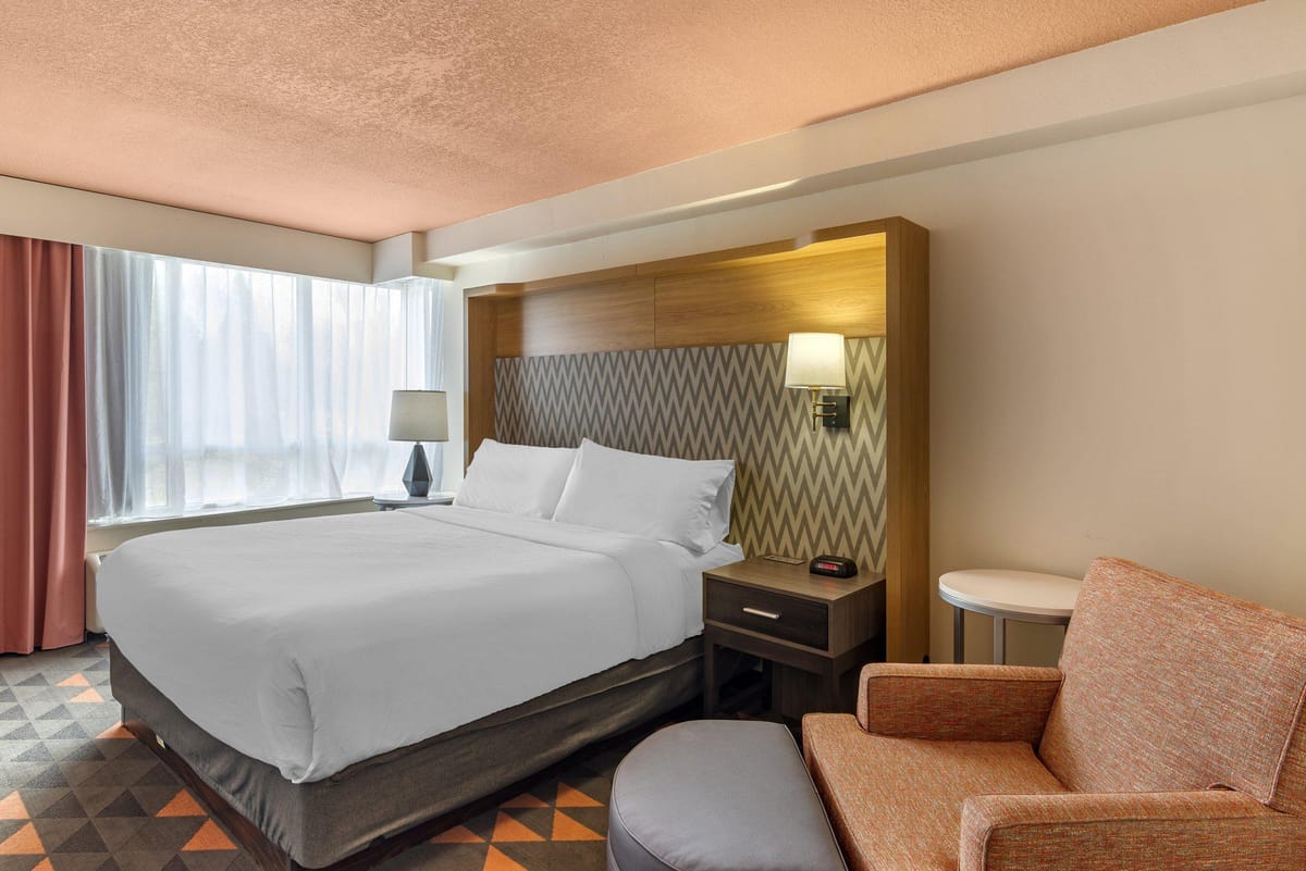 Holiday Inn Atlanta-Gas South Arena Area by IHG — 3