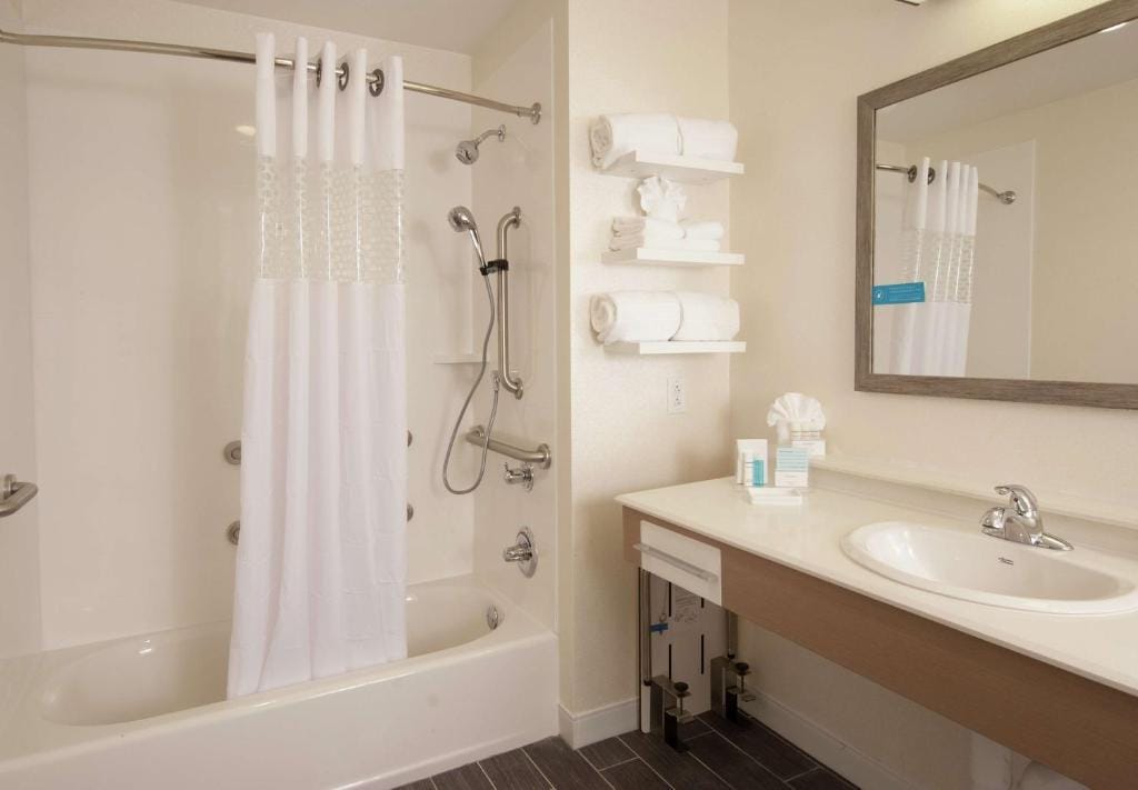 Hampton Inn & Suites by Hilton Augusta-Washington Rd — 3