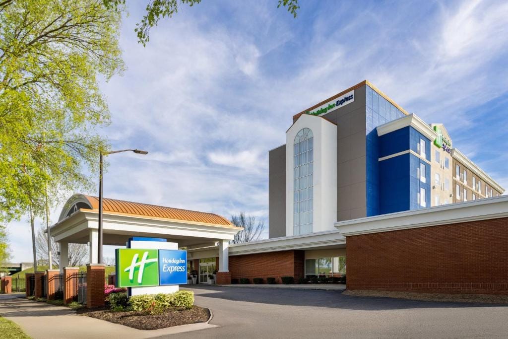 Holiday Inn Express Augusta Downtown by IHG — 1