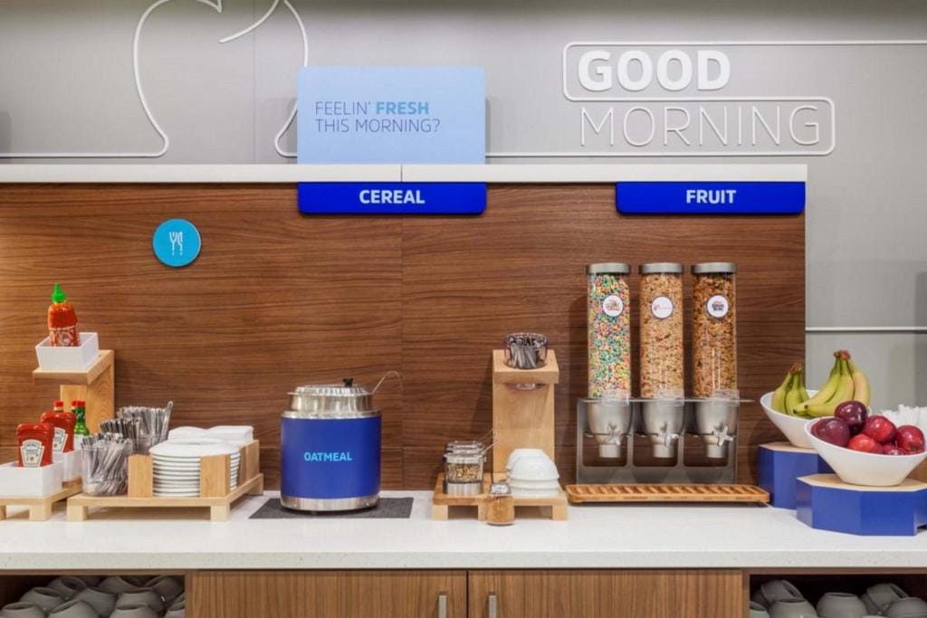 Holiday Inn Express Augusta Downtown by IHG — 4