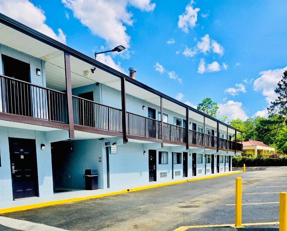 Sunset Inn - Augusta — 5
