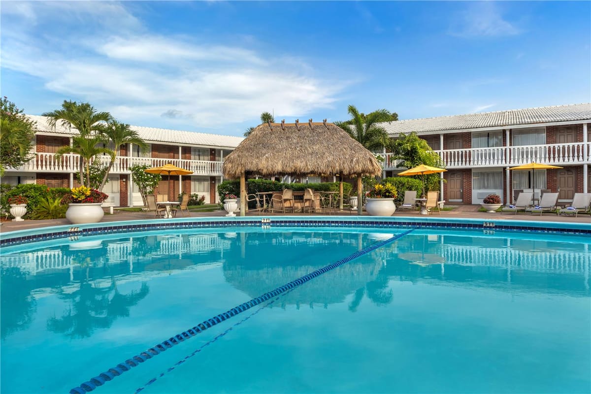 Best Western Palm Beach Lakes — 3