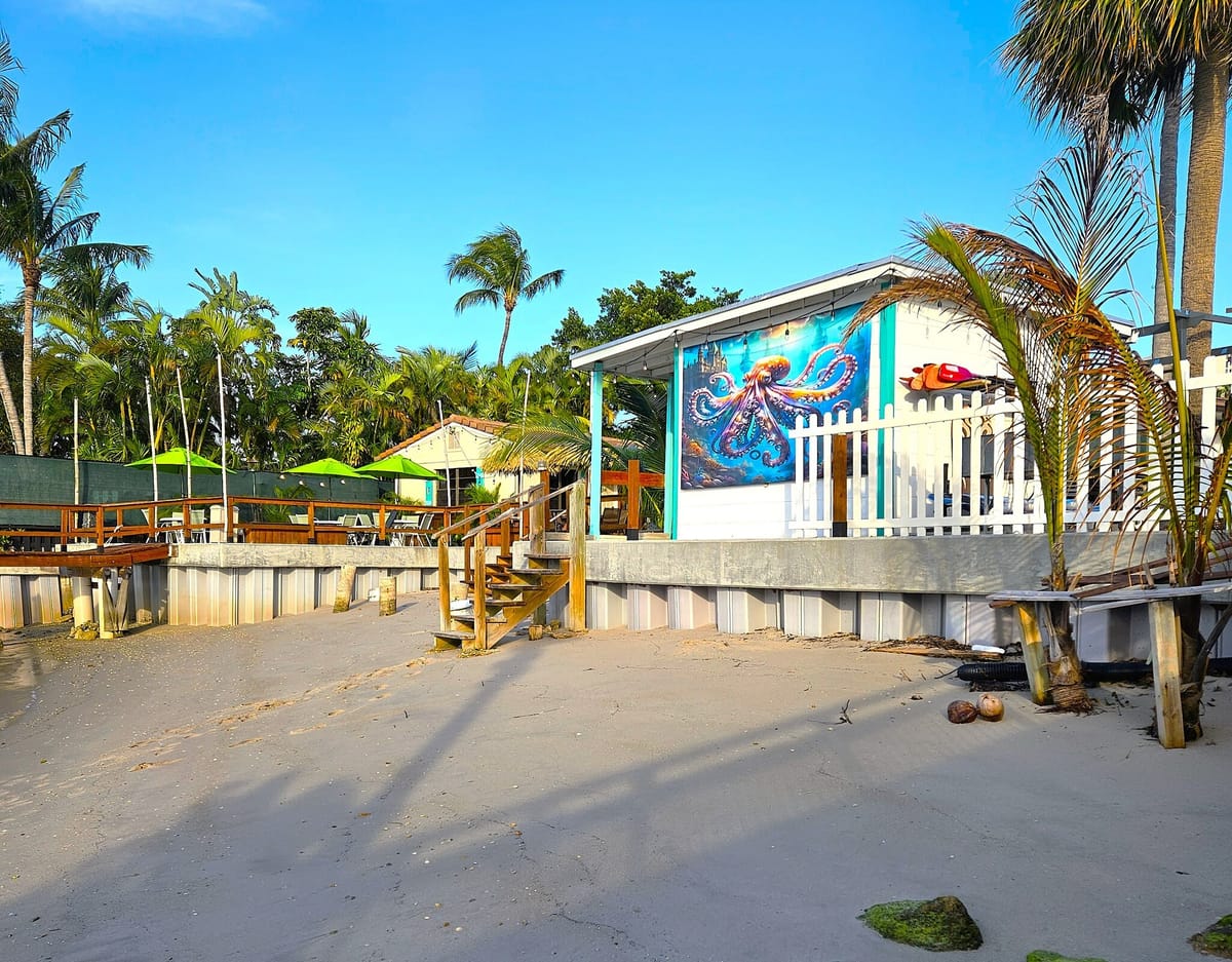 Blue Heron Bridge Hotel and Dive Club — 4