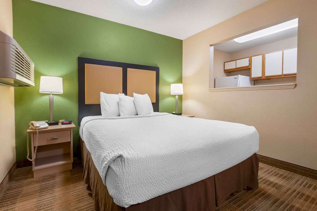 Extended Stay America Suites- West Palm Beach - Northpoint Corporate Park — 2
