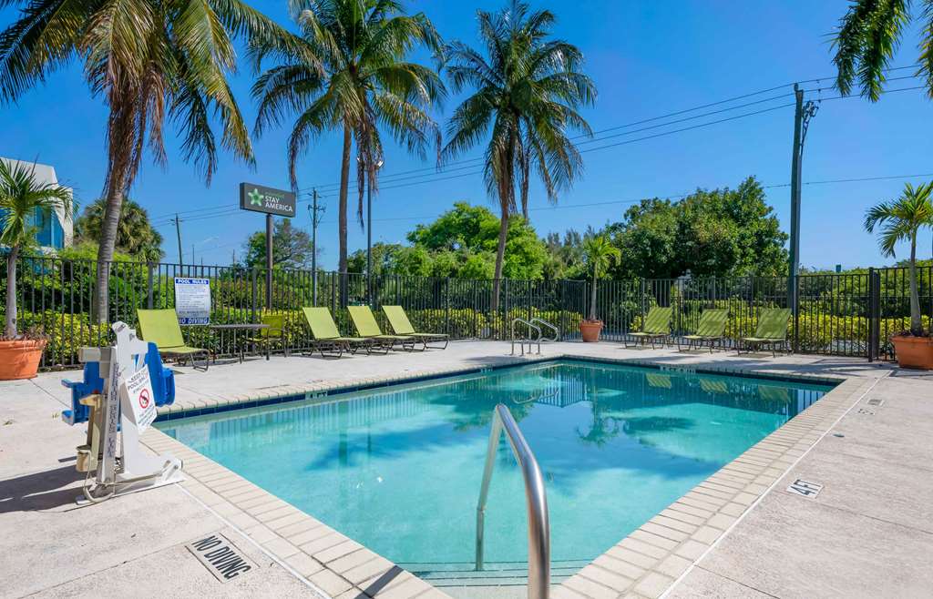 Extended Stay America Suites- West Palm Beach - Northpoint Corporate Park — 4