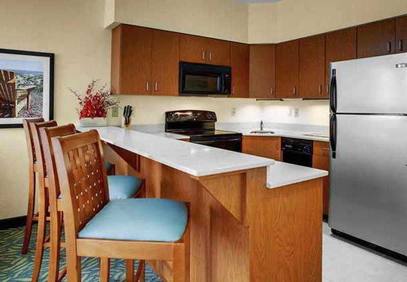 Fairfield by Marriott Inn & Suites West Palm Beach Jupiter — 4