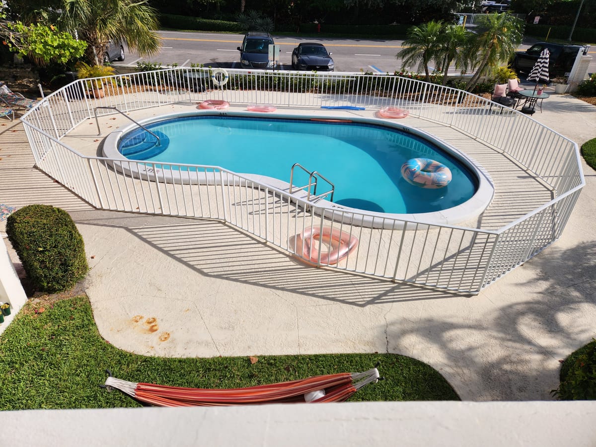 BallenIsles
