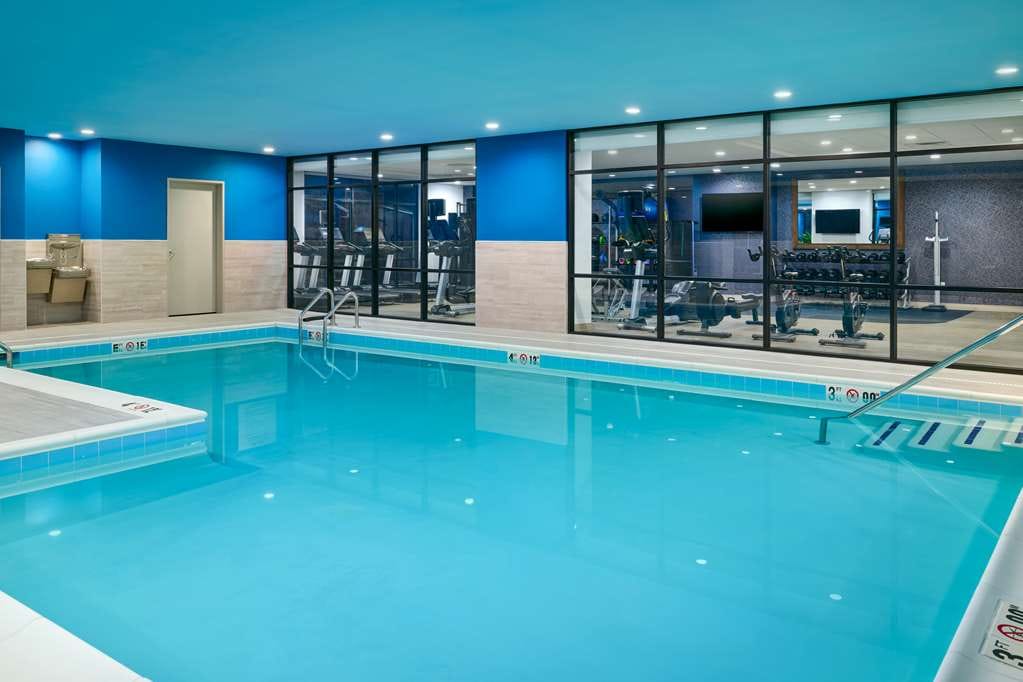 Hampton Inn Towson — 3