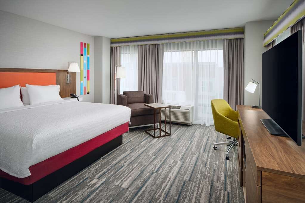 Hampton Inn Towson — 4