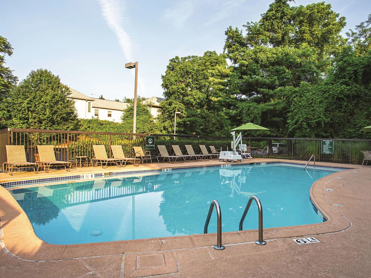 La Quinta Inn & Suites by Wyndham Baltimore N / White Marsh — 3