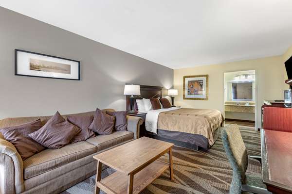 Quality Inn Windsor Mill - Baltimore — 4