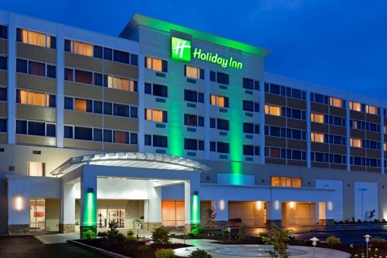 Holiday Inn Clark - Newark Area by IHG — 1