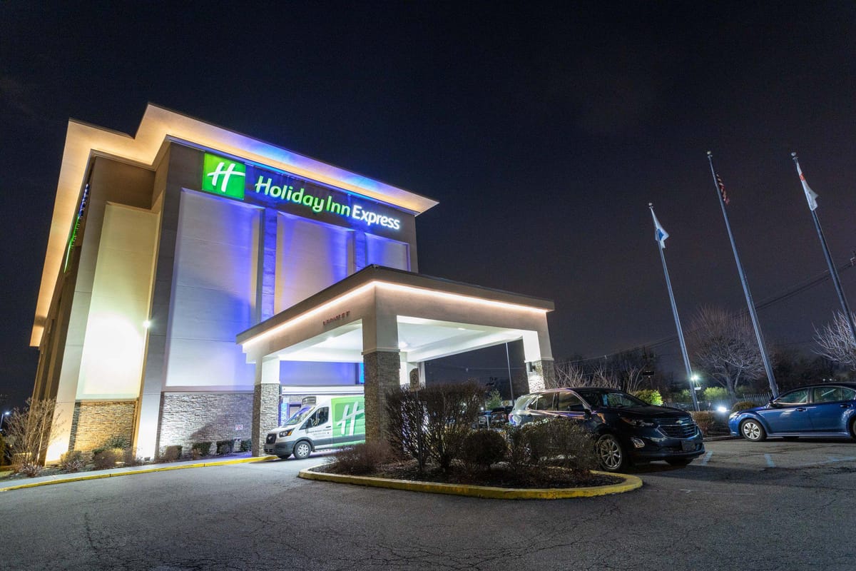 Holiday Inn Express Newark Airport – Elizabeth by IHG — 2