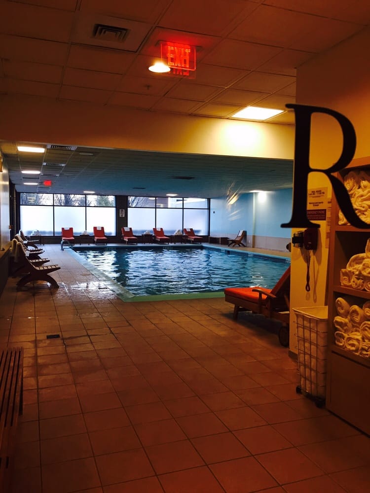 Renaissance Newark Airport Hotel — 5