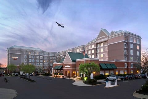 Residence Inn by Marriott Newark Elizabeth/Liberty International Airport — 4