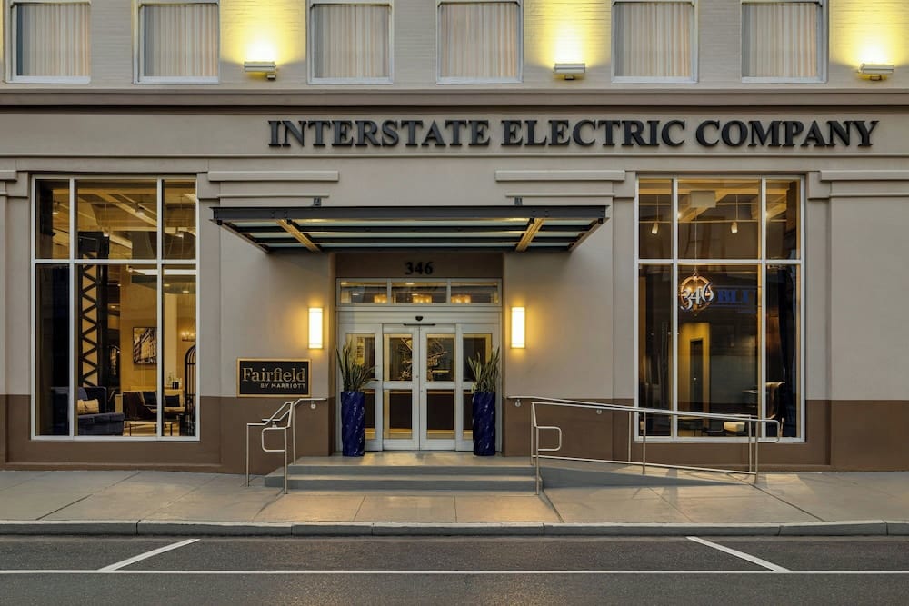 Fairfield Inn & Suites — 1