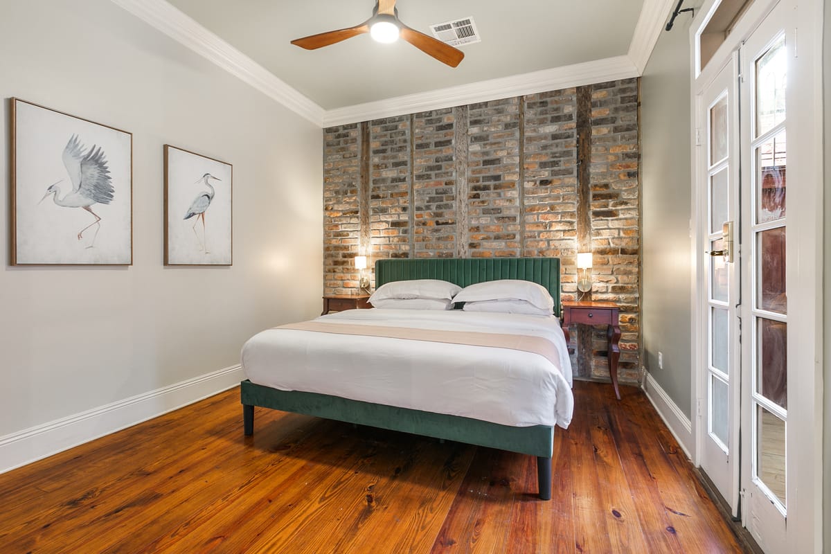 Louis Park Hotel — 4