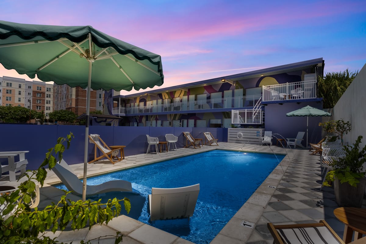 The Iris Motel — 1