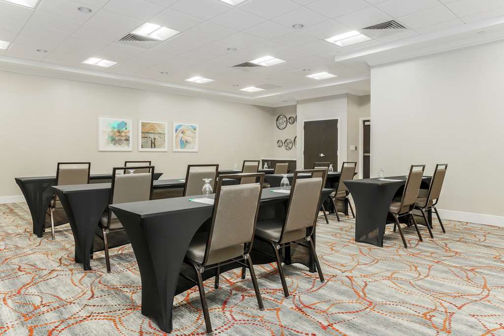 Homewood Suites by Hilton Long Island-Melville — 5