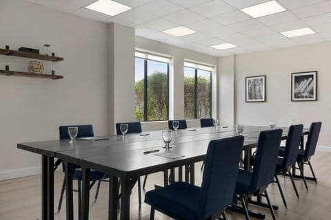 Courtyard by Marriott Republic Airport Long Island/Farmingdale — 5