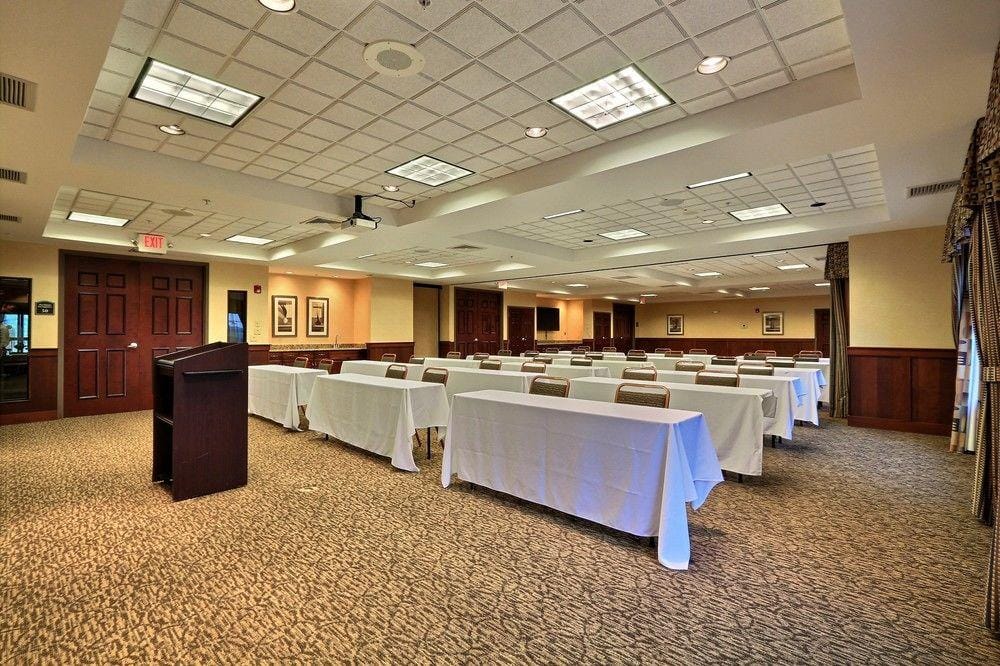 Comfort Suites Grand Rapids North — 5