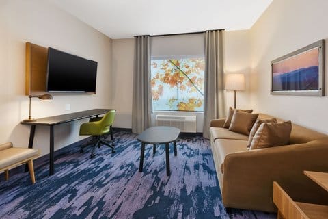 Fairfield by Marriott Inn & Suites Grand Rapids North — 2