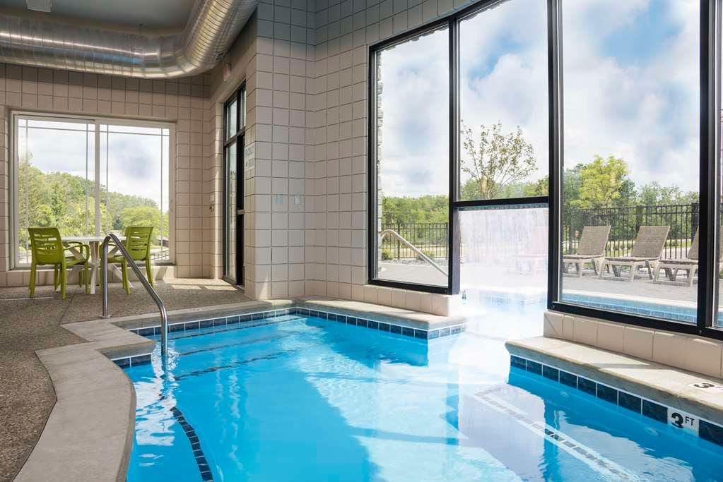 Hilton Garden Inn Grand Rapids East — 1
