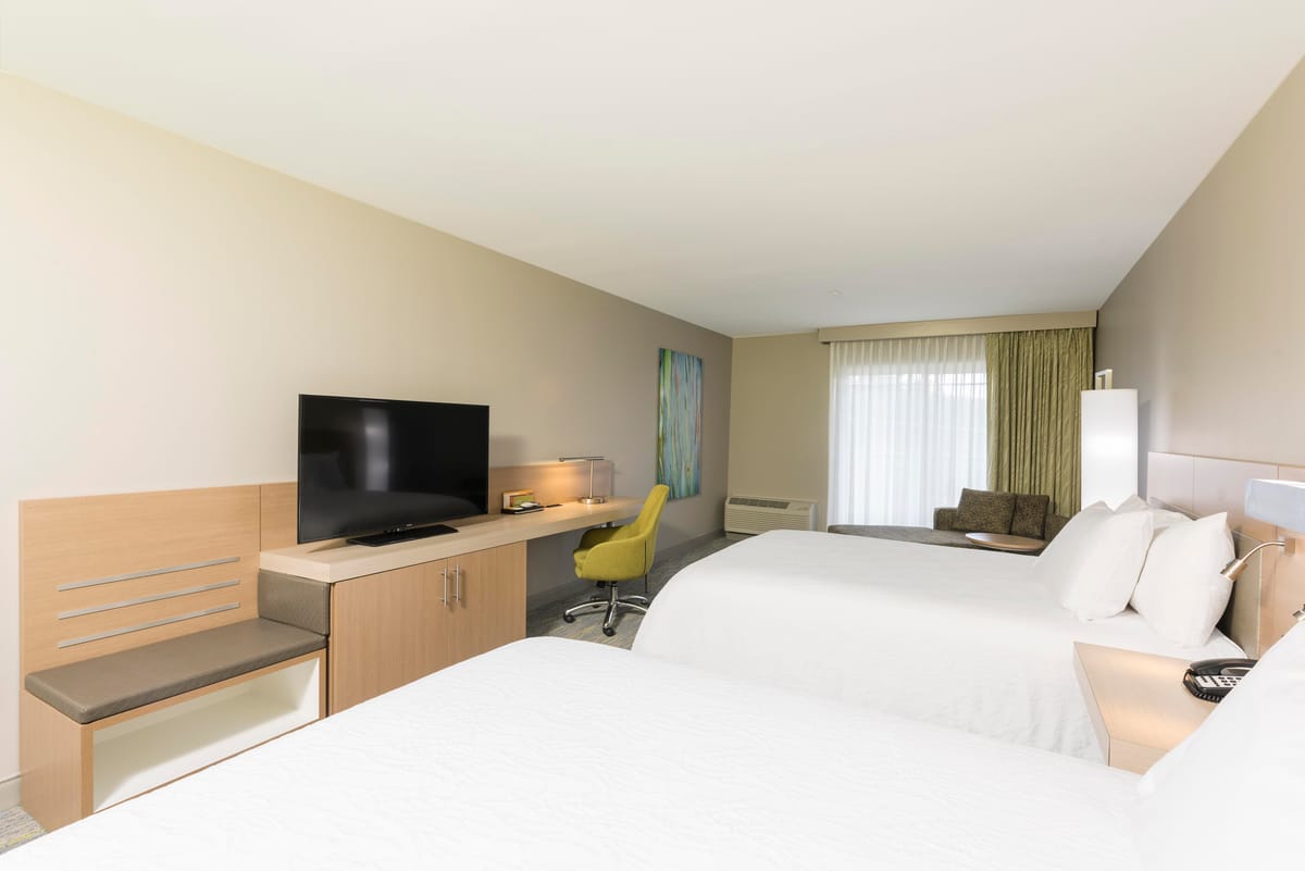 Hilton Garden Inn Grand Rapids East — 3