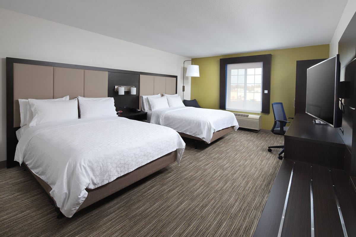 Holiday Inn Express Grand Rapids SW by IHG — 2