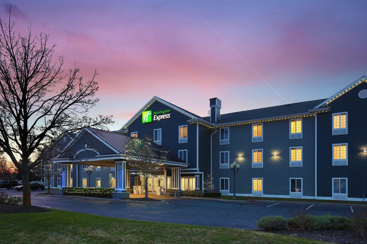 Holiday Inn Express Grand Rapids SW by IHG — 3