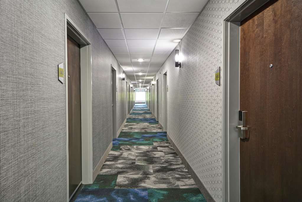 Home2 Suites by Hilton Grand Rapids North — 5