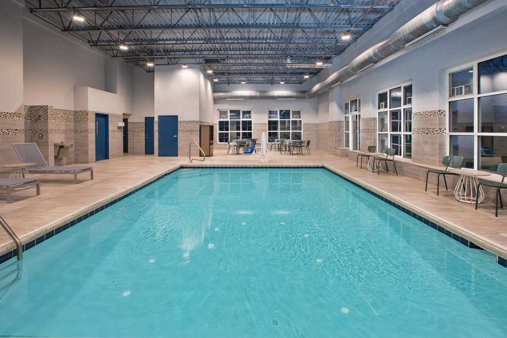Spark by Hilton Walker Grand Rapids North — 1
