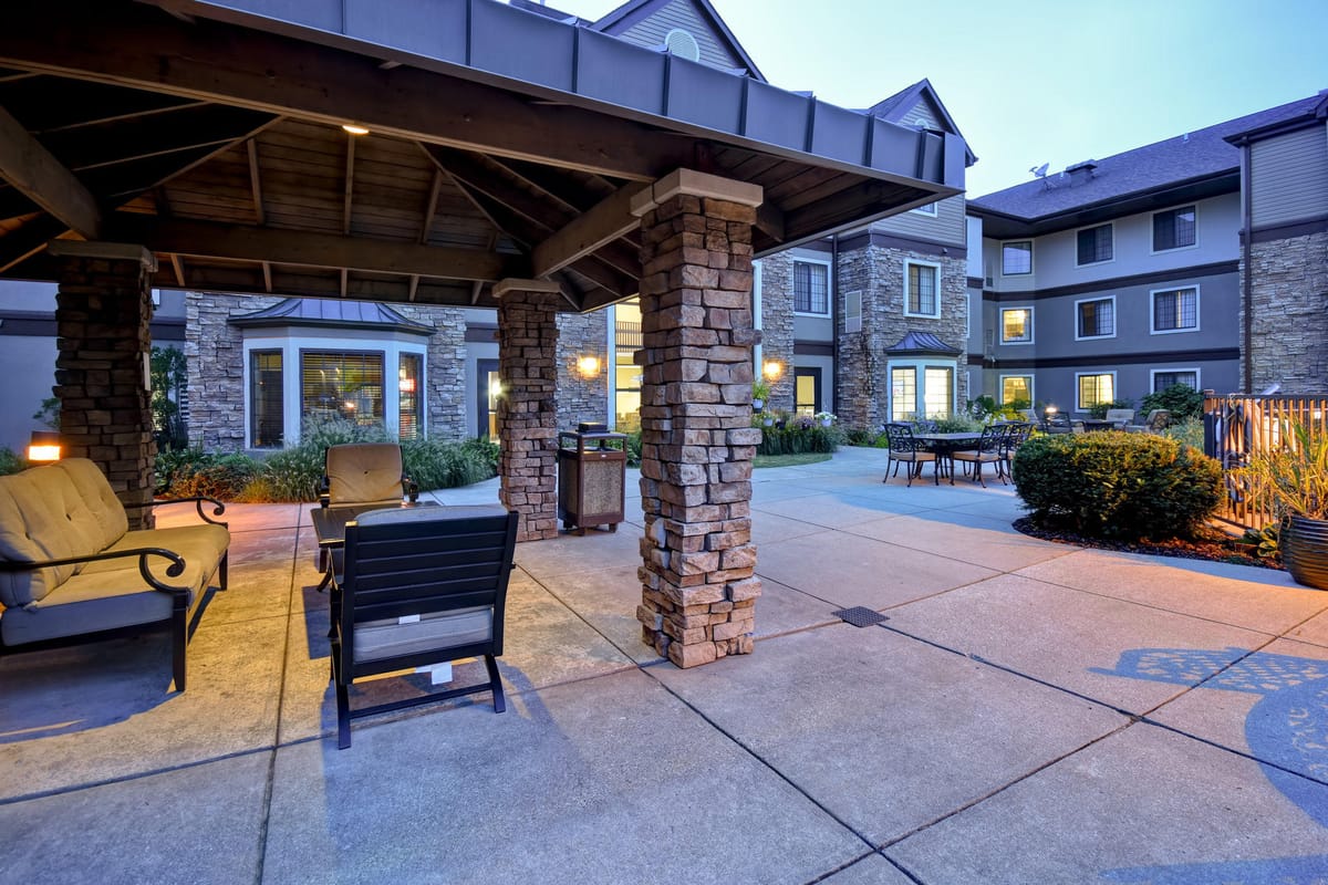 Staybridge Suites Grand Rapids - Airport by IHG — 1