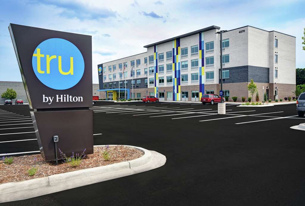 Tru by Hilton Grand Rapids Airport — 2