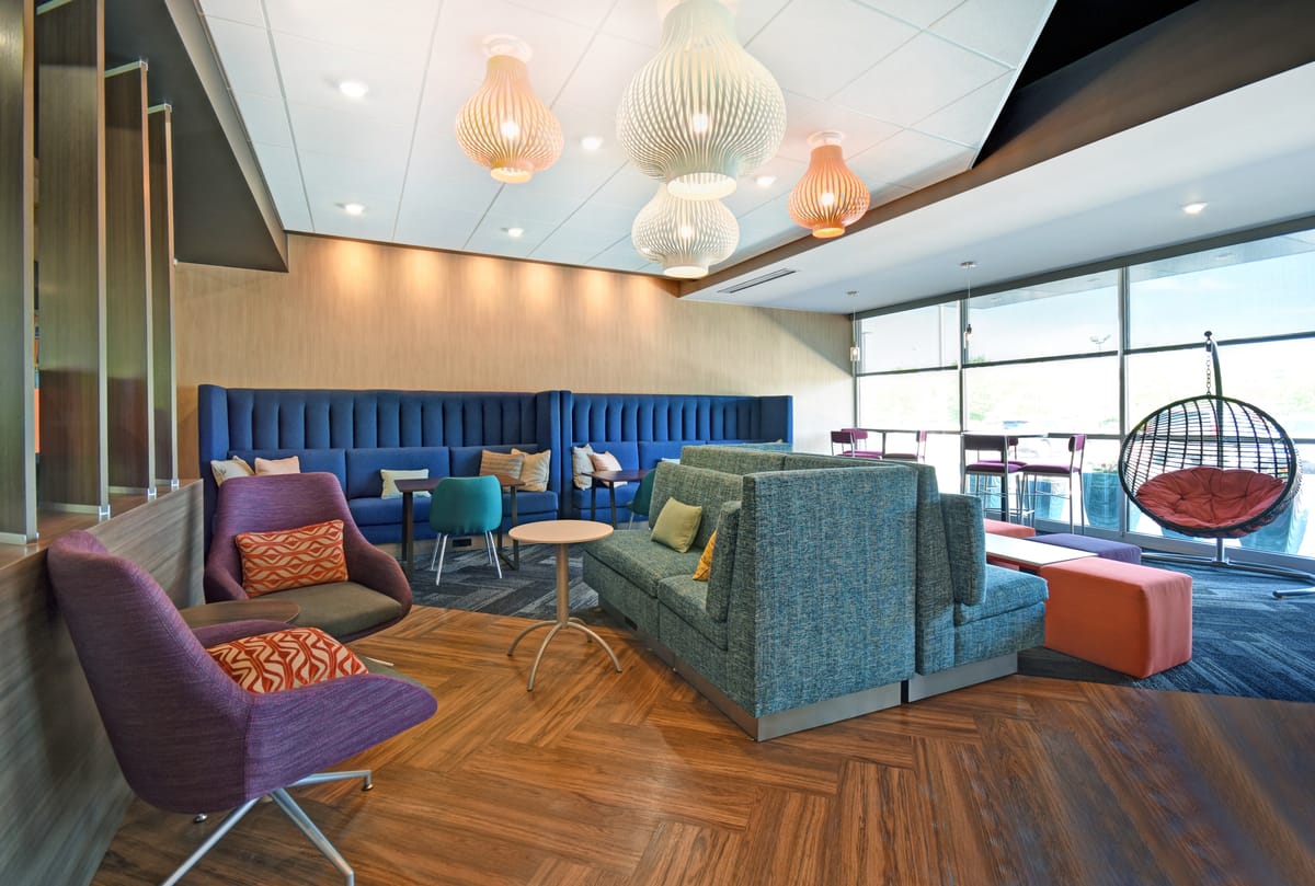 Tru by Hilton Grand Rapids Airport — 3