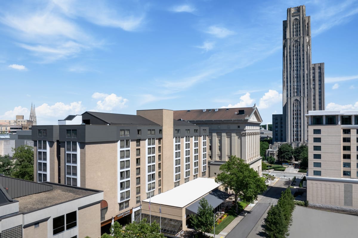 Courtyard by Marriott Pittsburgh University Center — 5