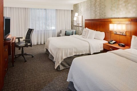 Courtyard by Marriott Pittsburgh West Homestead/Waterfront — 4