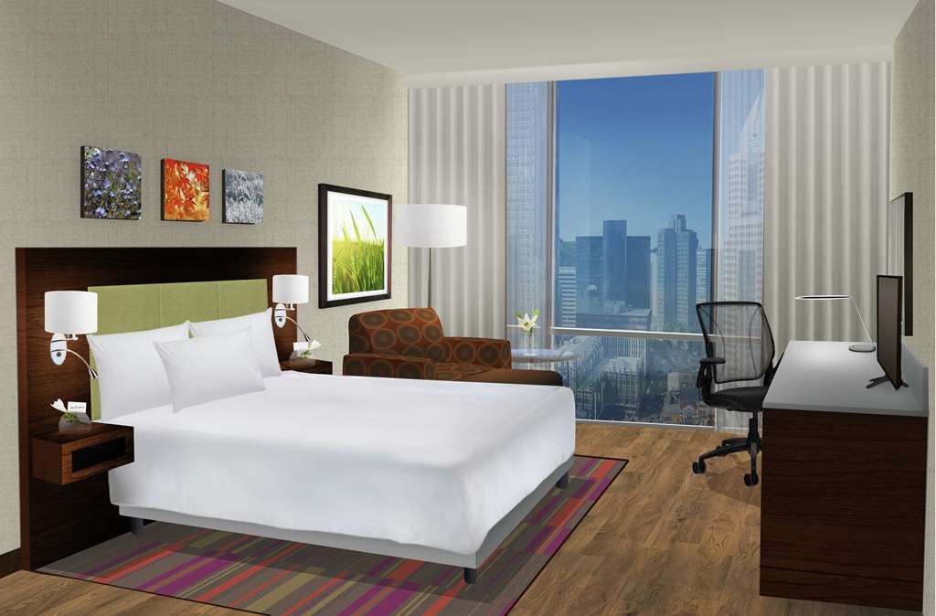 Hilton Garden Inn Pittsburgh Downtown — 4