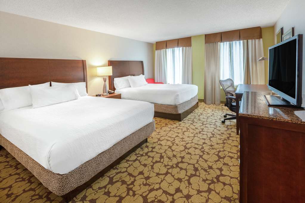Hilton Garden Inn Pittsburgh University Place — 2