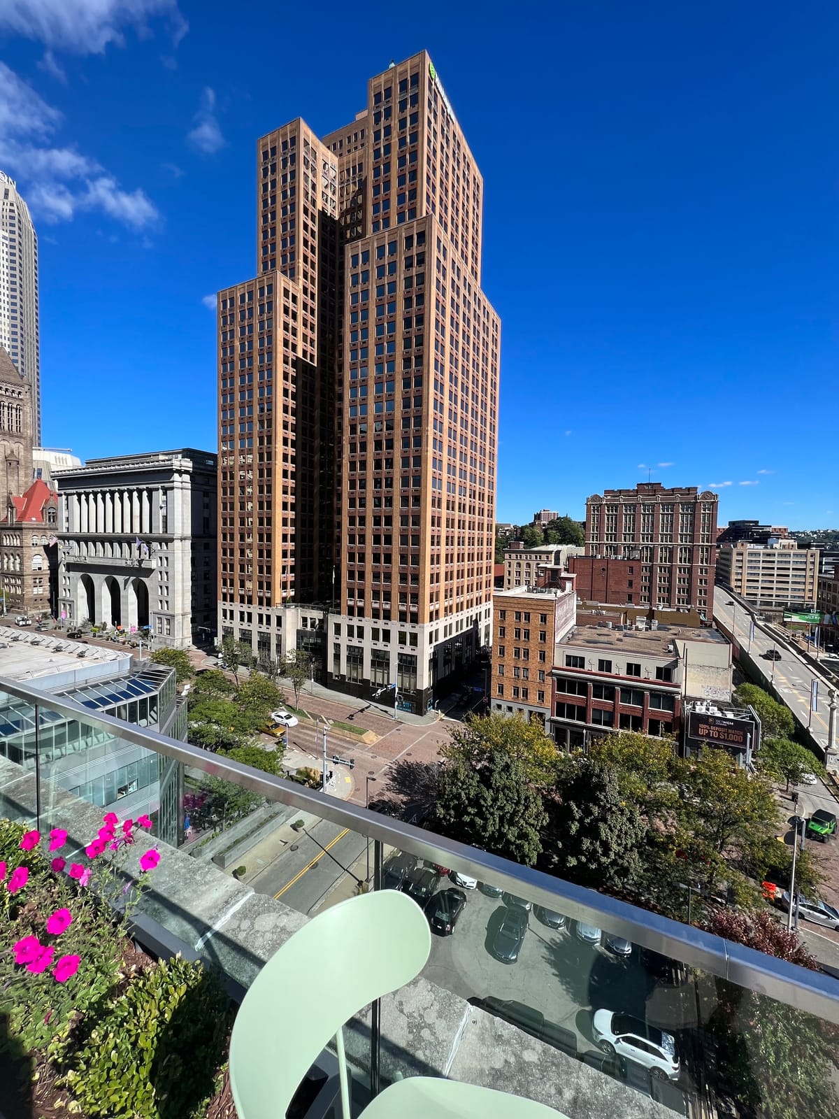 Joinery Hotel Pittsburgh, Curio Collection by Hilton — 3