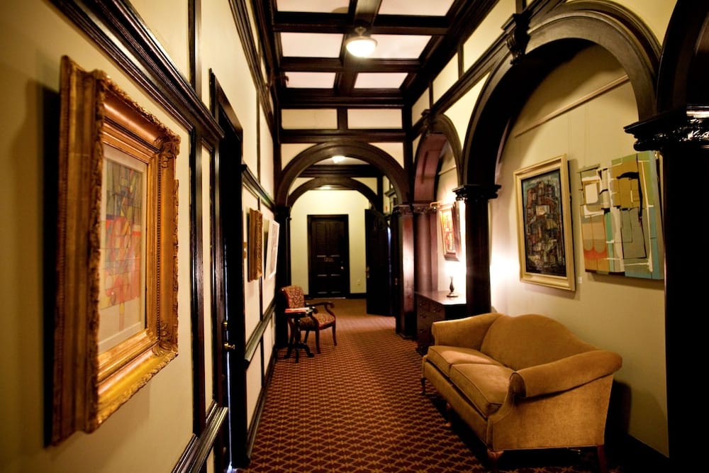 The Mansions On Fifth Luxury Hotel — 4