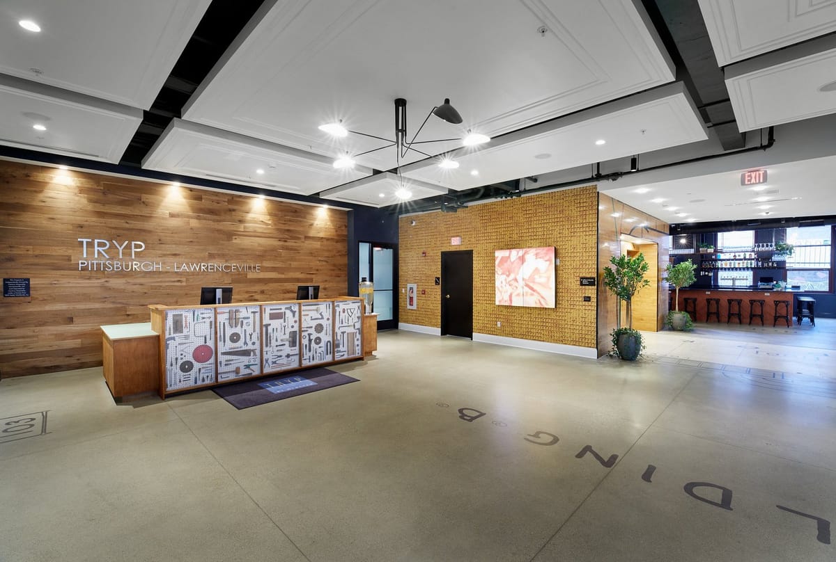 TRYP by Wyndham Pittsburgh/Lawrenceville Boutique Hotel — 3