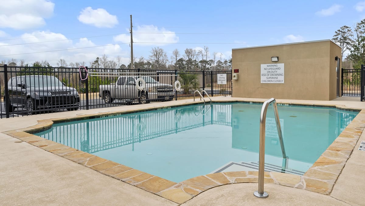 Holiday Inn Express & Suites Macon North by IHG — 3