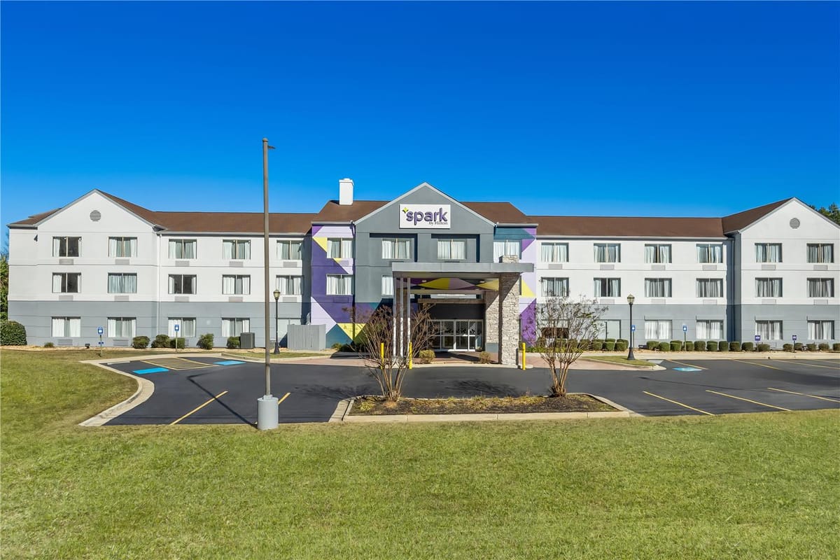 Spark by Hilton Macon North — 5